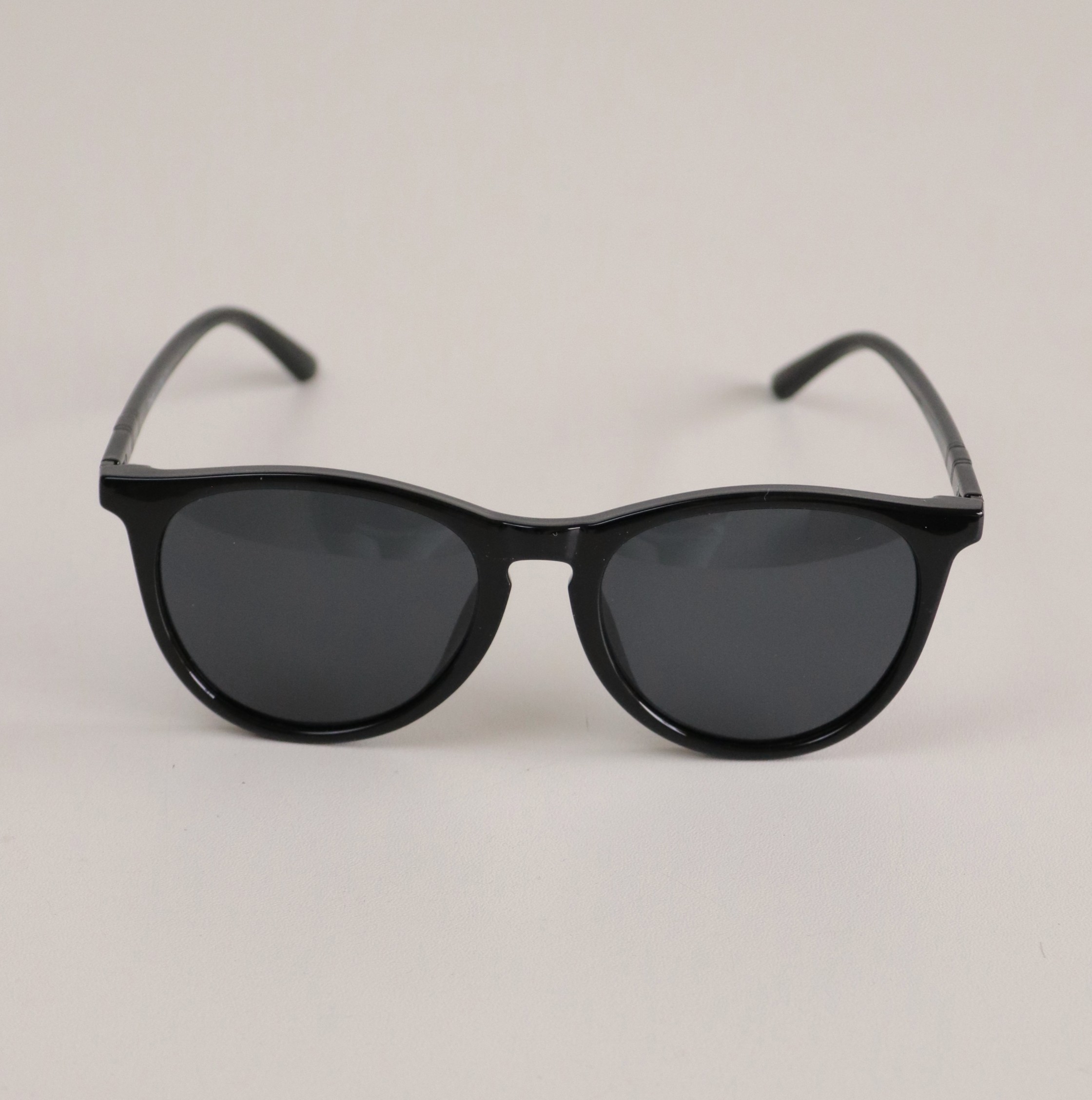 Plain Cat's Eye Sunglasses - Image 5